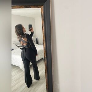 VALENTINO Elegant Black Lace Top w/ Bow